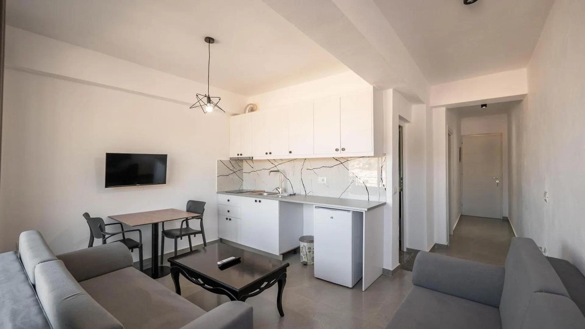 Horizon Hill Apartments Sarandë